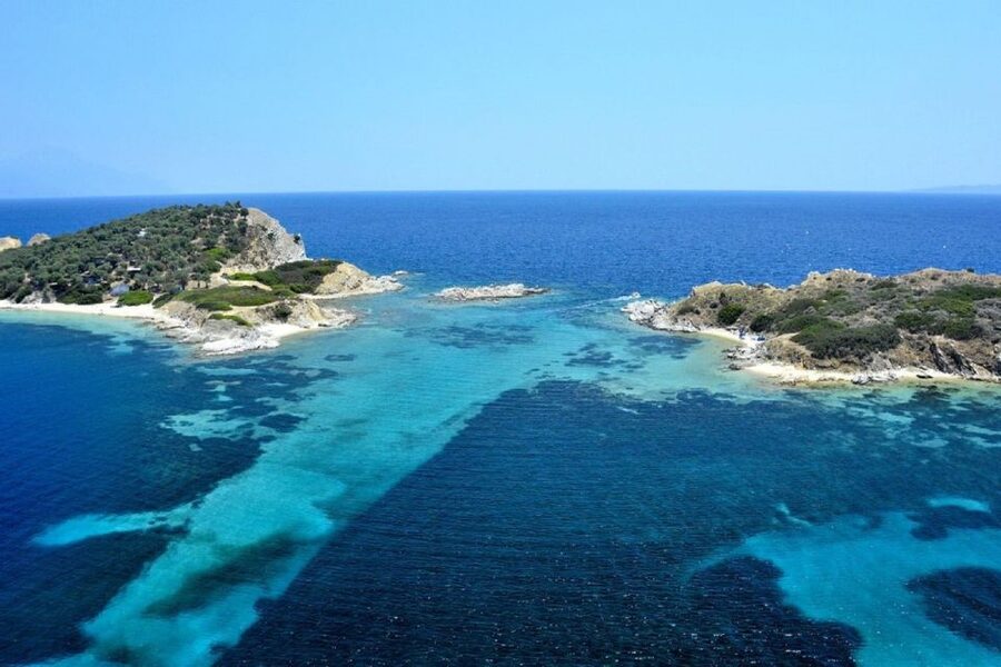 From Thessaloniki: Halkidiki Blue Lagoon Cruise - How to make the day better