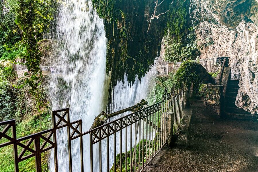 From Thessaloniki: Pozar Thermal Baths and Edessa Day Trip - Why Pozar makes this day trip different