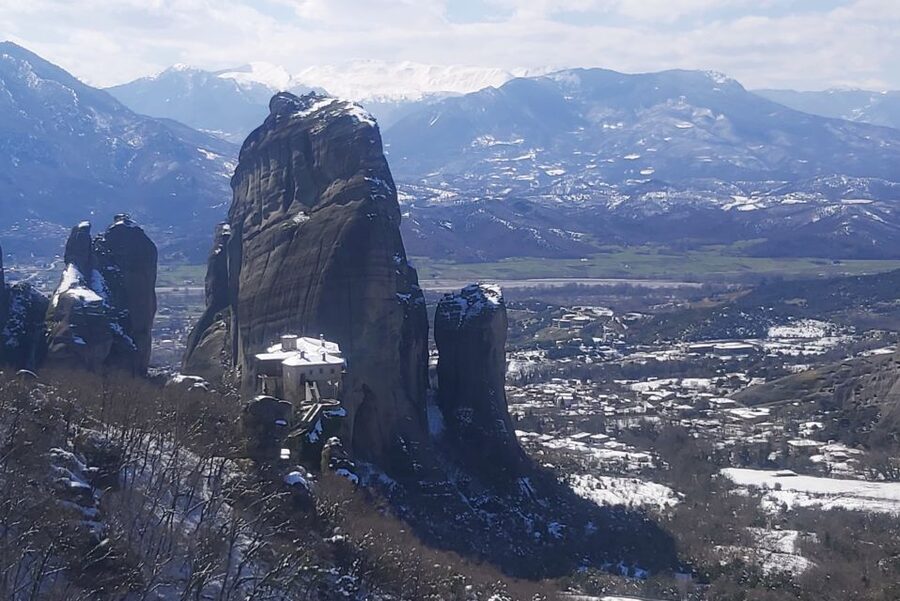 From Thessaloniki: Private Day Trip to Meteora with Transfer - What the $477 price really buys you