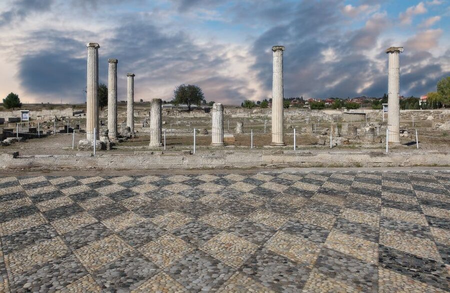 From Thessaloniki: Vergina & Veria Half-Day Tour - What the $68 price really covers