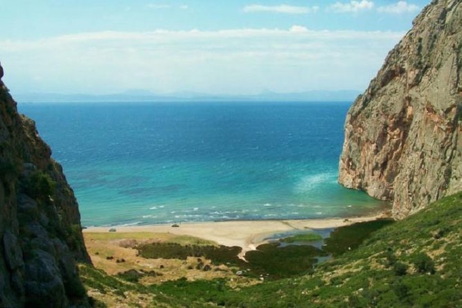 Full Day Boat Trip in Corfu with BBQ - The boat, atmosphere, and group size