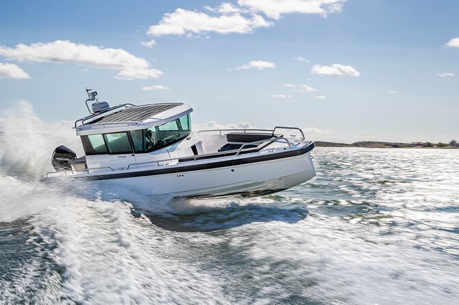 Full Day Private Cruise on Speed Boat in Corfu island - Why the crew matters on a private cruise