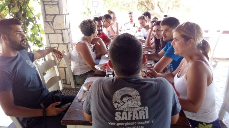 Georgioupolis Full-Day Land Rover Safari Experience - Lunch at a family taverna is more than a refueling stop