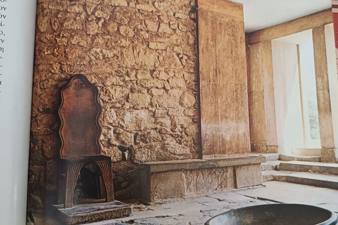 Guided Tour in Knossos Palace - Who will enjoy this tour most
