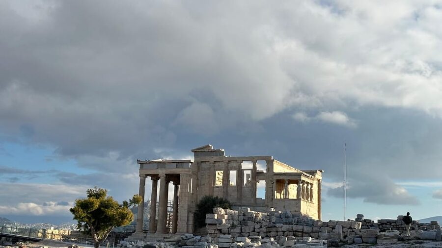 Half Day Best Of Athens Highlights Luxury Private Tour 4Hou - The car, group size, and comfort