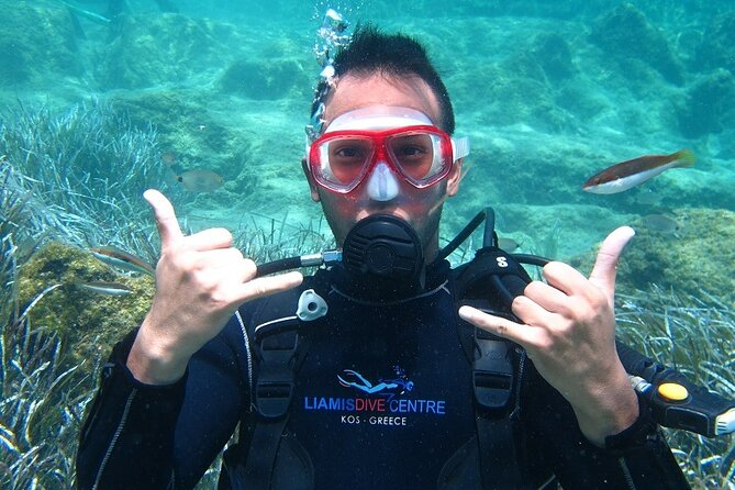 Half day boat diving experience for beginners in Kos Greece - A safety briefing before you enter the water