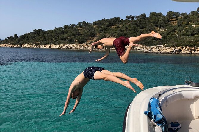 Halkidiki: Vourvourou 4hr Refreshment Cruise - Peristeri Island and its small blue bay