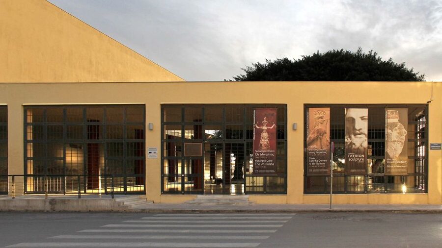 Heraklion Archaeological Museum Ticket & Audio Guide - The practical limits of a phone-based visit