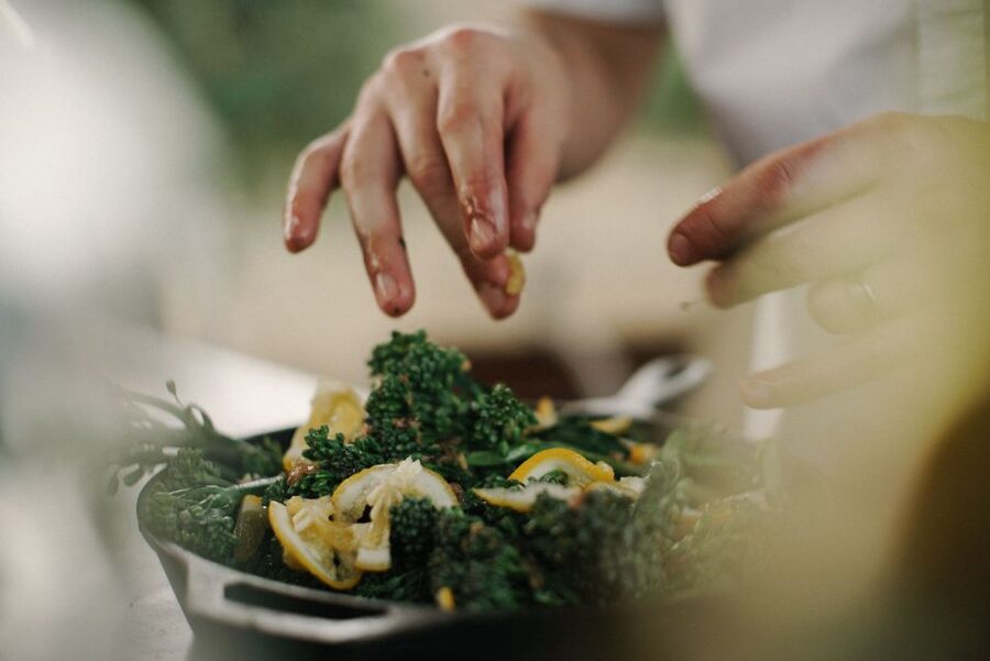 Heraklion: Cretan Cooking Lesson with Lunch in Arolithos - Time, group size, and the $129 price