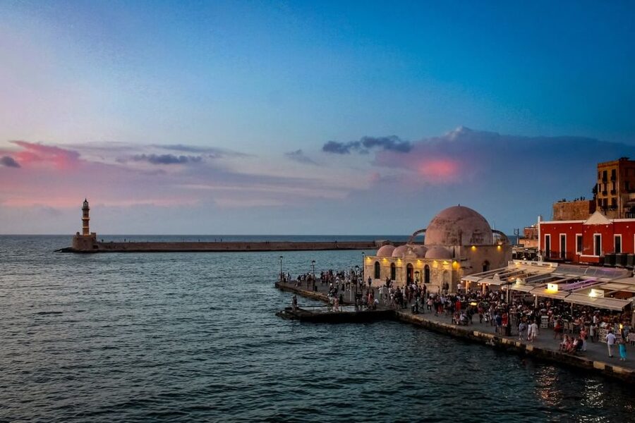 Heraklion:Day trip to Chania old Town,Kournas Lake& Rethymno - Food, free time, and the pace of the day