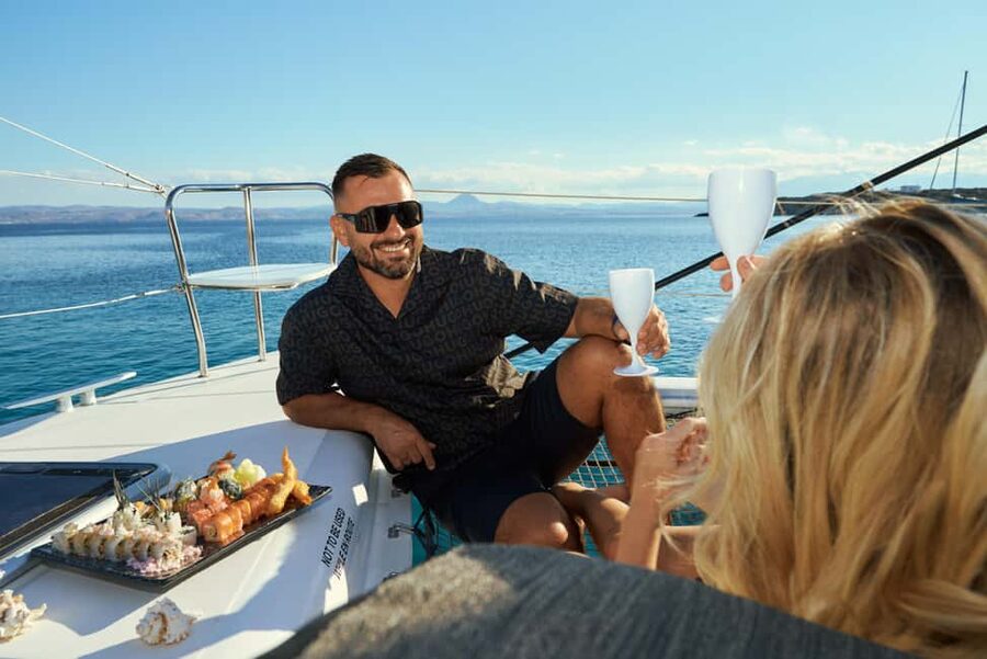 Heraklion: Dia Island Romantic Sunset Cruise with Wine - Setting Out From Heraklion’s Marina