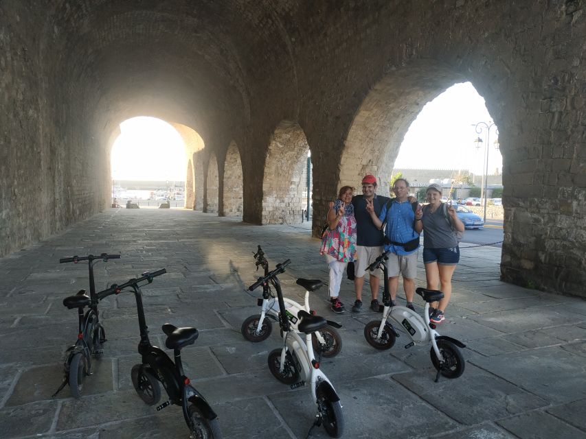 Heraklion: Ecobike Sightseeing Tour with Greek Meze - From the Central Market to Platia Kornarou