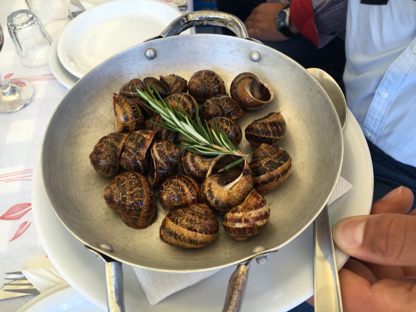 Heraklion: Food Tastings Walking Tour - The local market and the building blocks of Cretan food