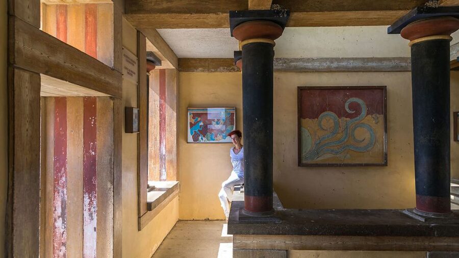 Heraklion: Knossos Private Guided Tour & Skip-the-Line Entry - Why Knossos is worth your time in Crete