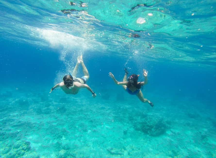 Heraklion Luxury Catamaran Dia Isla -Gourmet Lunch Top Rated - The onboard lunch is a major reason to choose this cruise