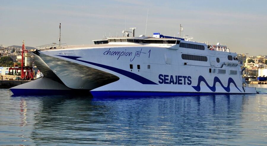 Heraklion or Ag Nikolaos: Oia & Fira Full-Day Santorini Trip - What the bus tour adds