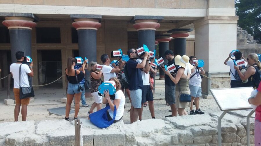 Heraklion: Palace of Knossos 3D Virtual Audio Tour by Tablet - Audio commentary in eight languages