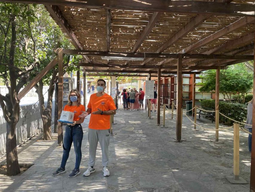 Heraklion: Palace of Knossos 3D Virtual Audio Tour by Tablet - Small practical details that make a difference