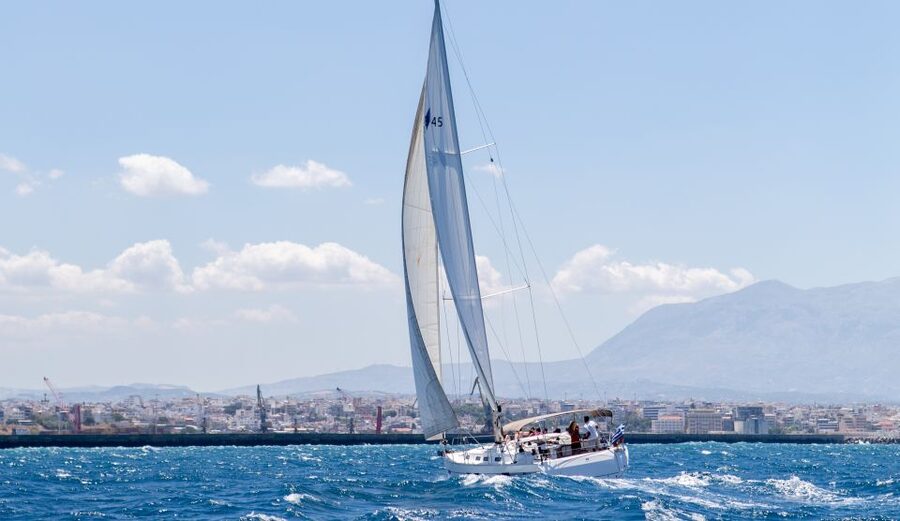 Heraklion: Private Half-Day Sailing Trip to Dia Island - What the $459 group price really buys