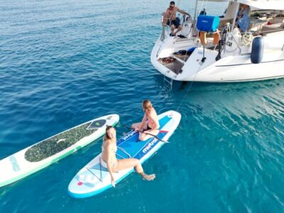 Sailing Cruise to Dia Island with Drinks and Meal