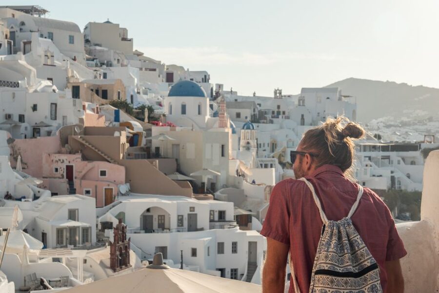 Heraklion: Santorini Day Trip with Boat Transfer & Oia Visit - Who should book this day trip?