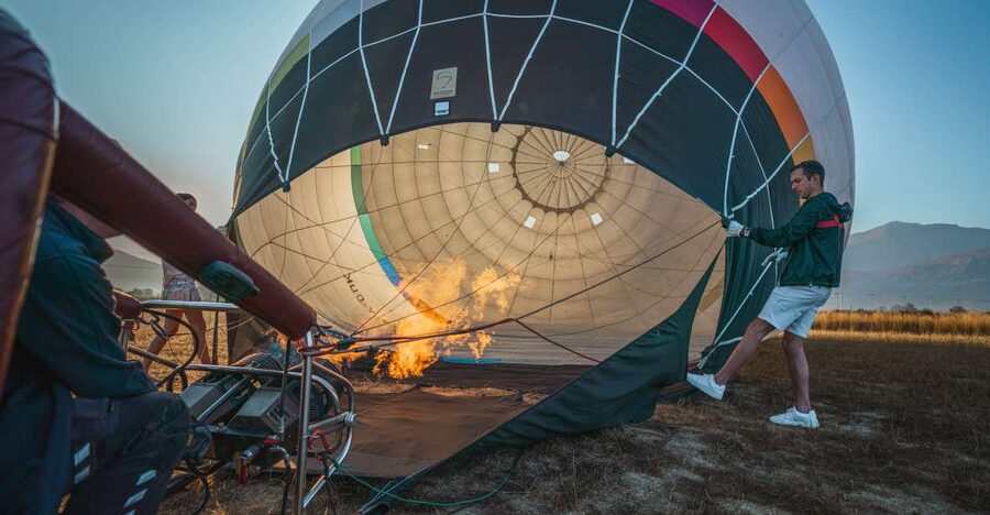 Heraklion: Sunrise Balloon Flight & Sunset Catamaran Cruise - Getting to the afternoon cruise