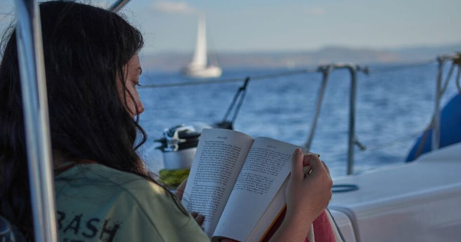 Heraklion: Sunset Sailing Cruise Dia Island with Snorkeling - Fresh food and drinks served onboard