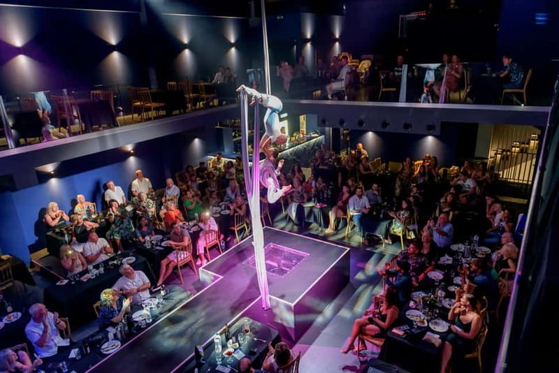 Hersonissos: Alar Spectacular Dinner Show - Lasers and a 24-square-metre LED screen