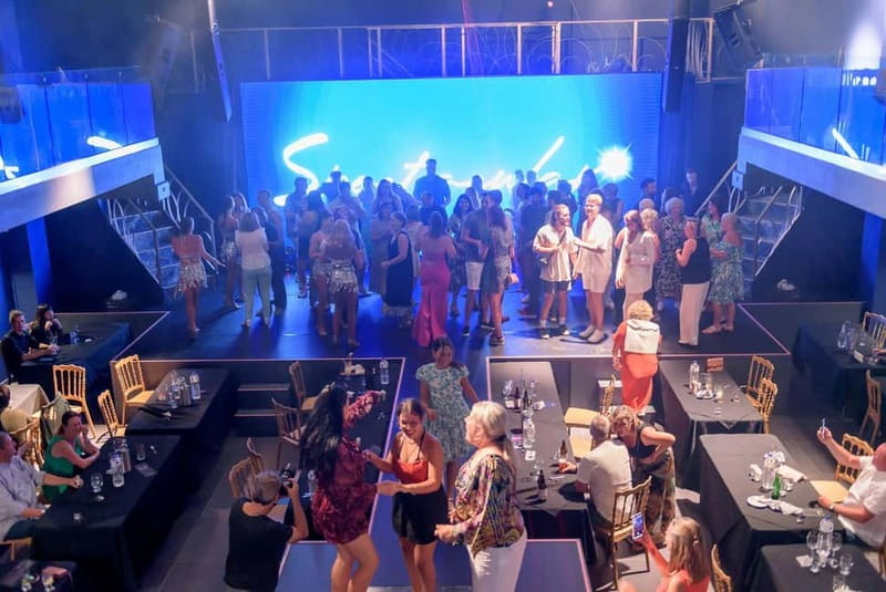 Hersonissos: Alar Spectacular Dinner Show - Choosing between dinner and show or drinks and show