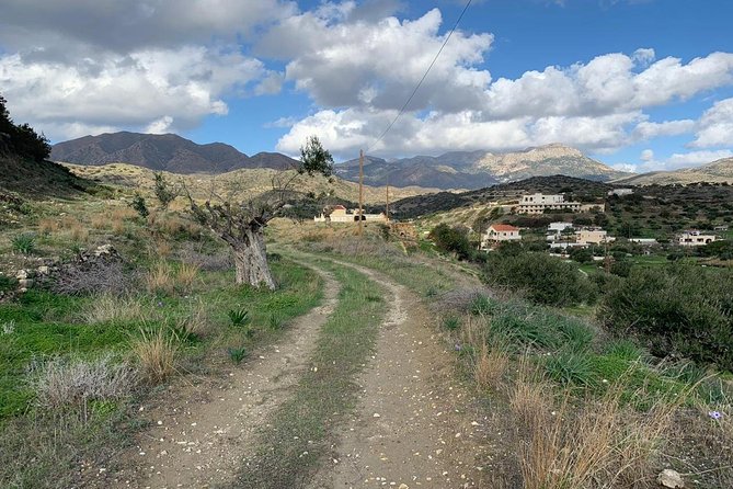 Karpathos Valley Walk in Pigadia - easy guided walking tour - Tea and a chapel below Menetes