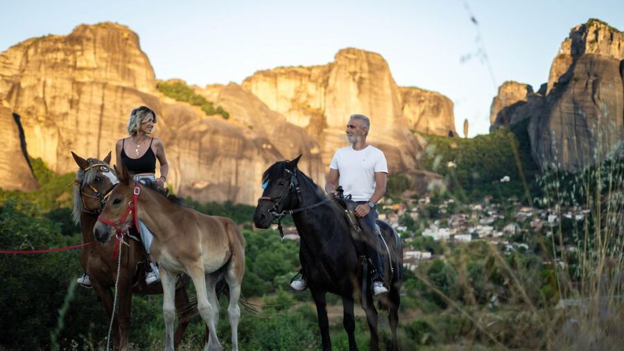 Kastraki: Meteora Sunset Horseback Riding - Stories beneath the cliffs