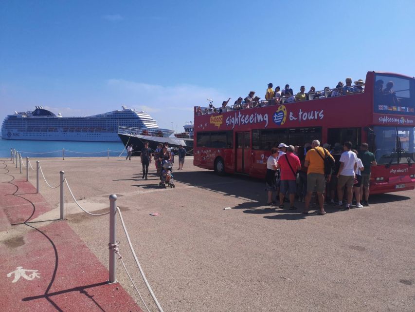 Katakolo: Pyrgos and Katakolo Hop-on Hop-off Bus Tour - From the cruise terminal to Pyrgos