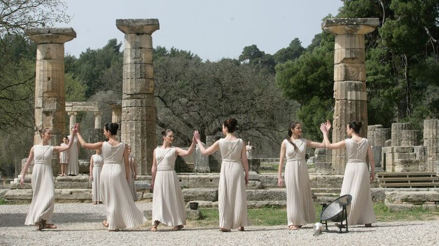 Katakolon and Olympia Shore Excursion - The guide makes the private format useful