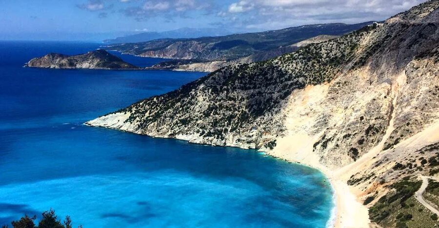 Kefalonia: Melissani Lake, Drogarati Cave, & Myrtos Day Trip - The short boat ride across Melissani Lake