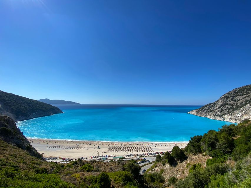 Kefalonia: Road Trip to Myrtos Beach, Assos & Fiskardo - Myrtos Beach: beautiful, bright, and not especially gentle