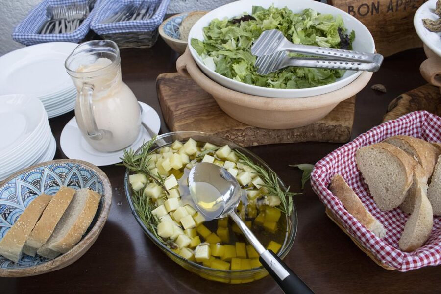 Kissamos: Greek Night with Buffet Dinner and Plate Smashing - Begin at 6pm with Cretan beer and wine