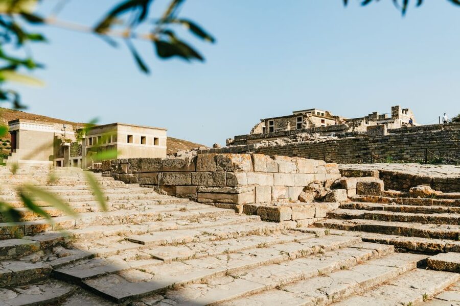 Knossos: Knossos Palace Skip-the-Line Guided Walking Tour - Key points at a glance