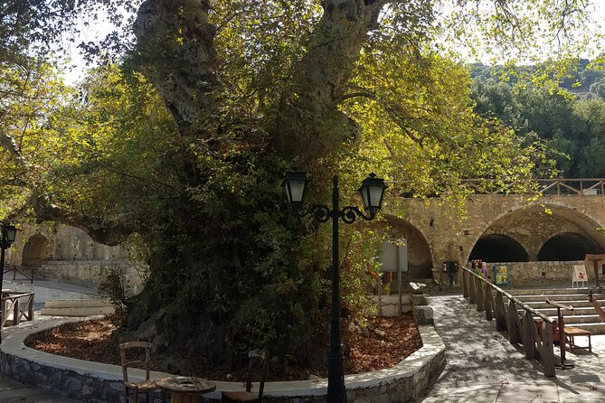 Knossos & lasithi plateau villages,Zeus's cave,&olive oil Mill - Lunch at Tzanakis Michael
