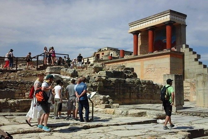 Knossos Palace Guided Walking Tour - What the skip-the-line service actually adds