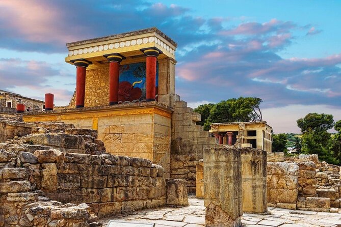 Knossos Palace Skip-the-Line Ticket (Shared Tour Group) - Key points at a glance