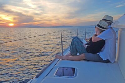 Luxury Catamaran Cruise from Athens with Traditional Greek Meal and BBQ