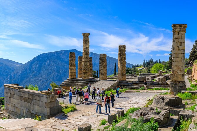 Meteora & Delphi 3 Days Semi Private Tour - Overnight life in Kalambaka