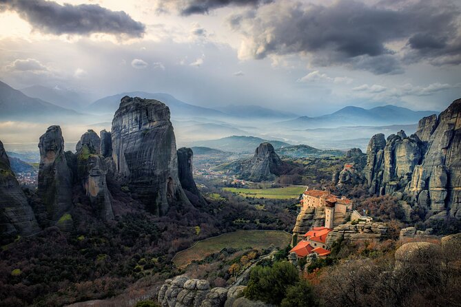 Meteora Full Day Private Tour from Athens including Lunch - Leaving Athens before the crowds