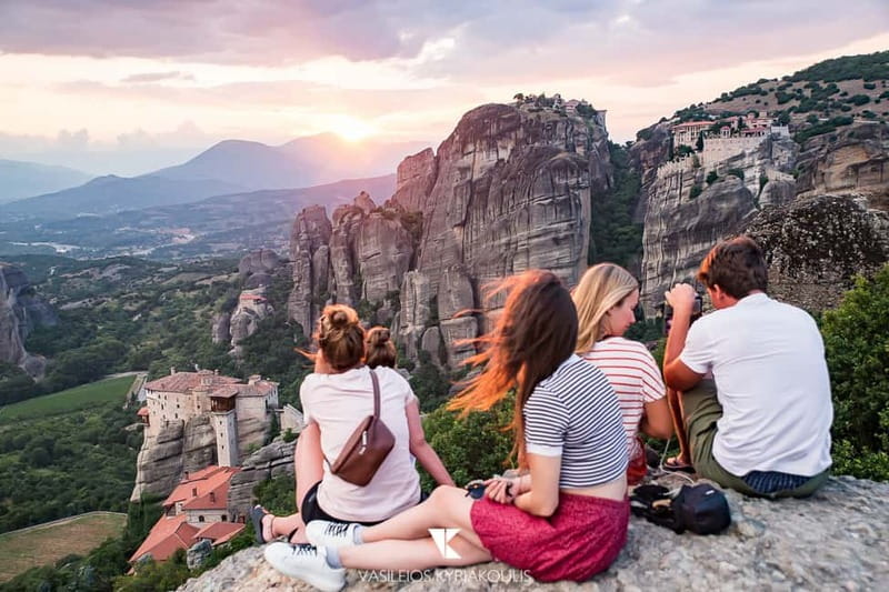 Meteora: Majestic Sunset Tour & Monasteries with Local Guide - What the minibus adds to the experience