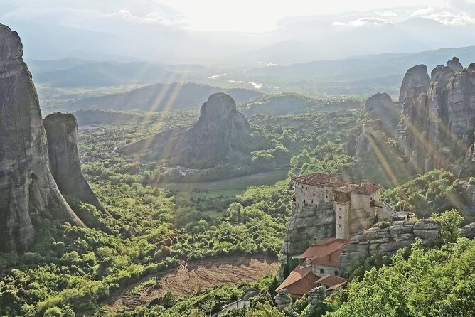 Meteora Monasteries Private Full Day Trip From Athens - Kastraki lunch beneath the rocks