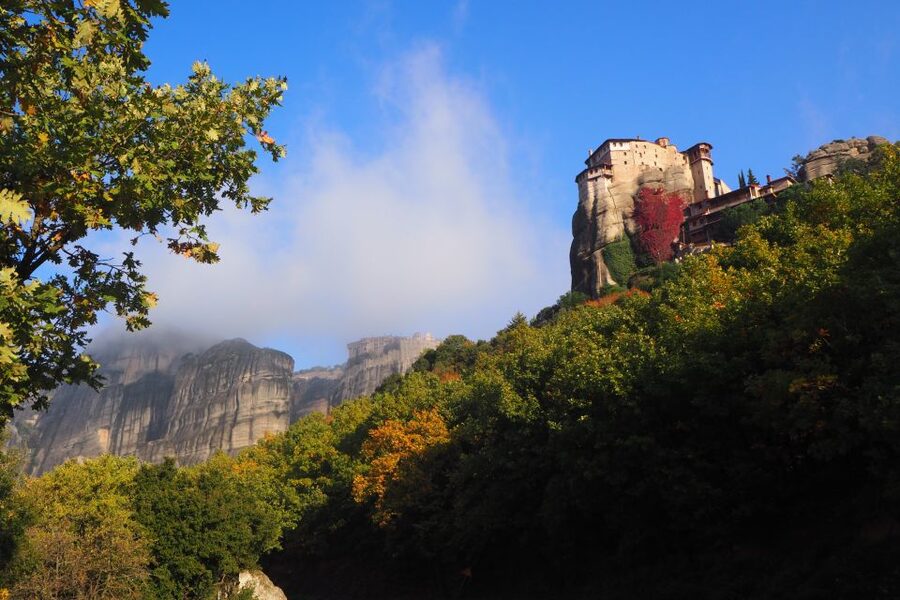 Meteora Monasteries Tour from Athens - The Athens pickup and the long road north