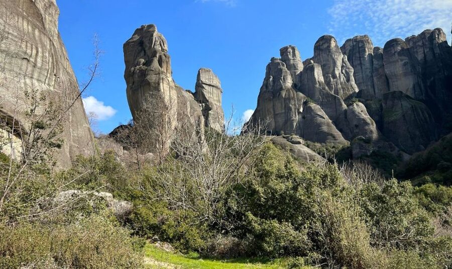 Meteora: Sunset Hike to Secret Caves - How difficult is the 6-kilometer route?