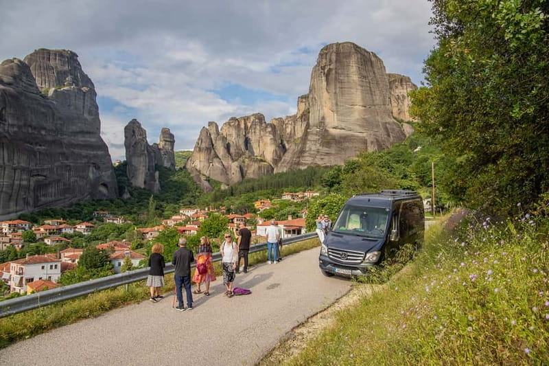 Meteora: Sunset Small Size Tour with Monastery & Caves visit - Why an evening visit to Meteora works