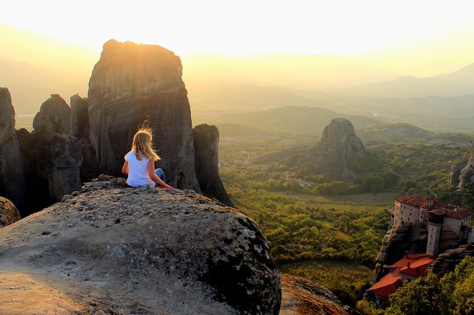 Meteora Tour: Monasteries, Lunch & Optional Athens Transfer - Varlaam and Its Painted Church