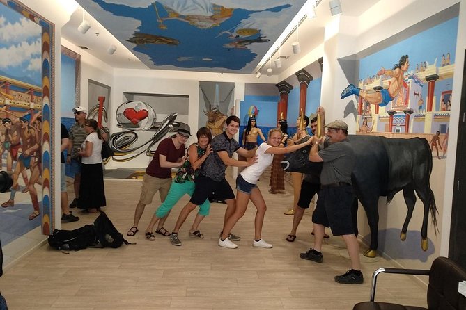 Minoans World 3D Museum & 9D Cinema - Why the timing needs a little flexibility